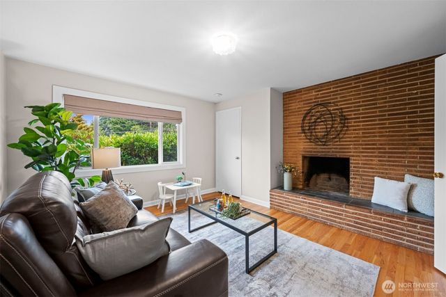 8314 224th Street SW, Edmonds, WA 98026