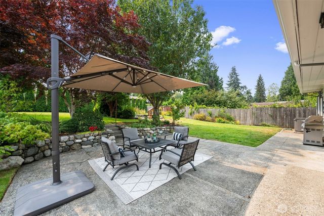 8314 224th Street SW, Edmonds, WA 98026