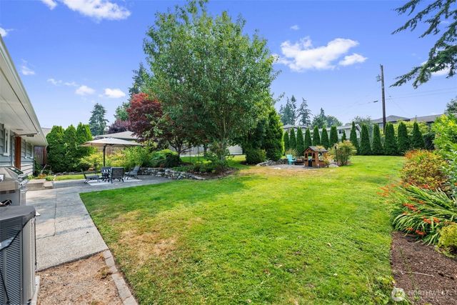 8314 224th Street SW, Edmonds, WA 98026