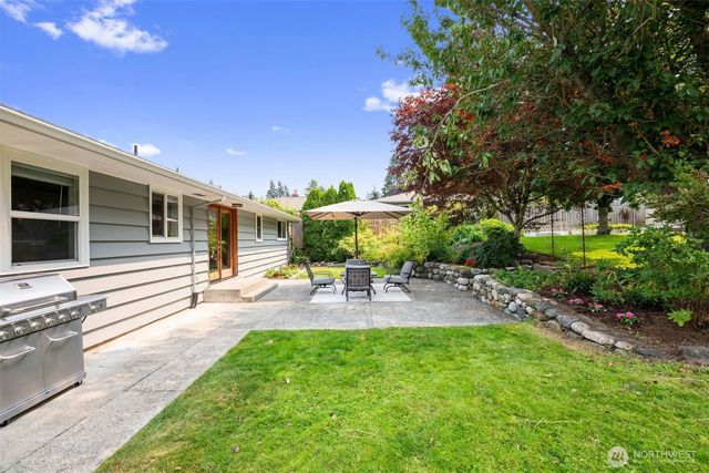 8314 224th Street SW, Edmonds, WA 98026