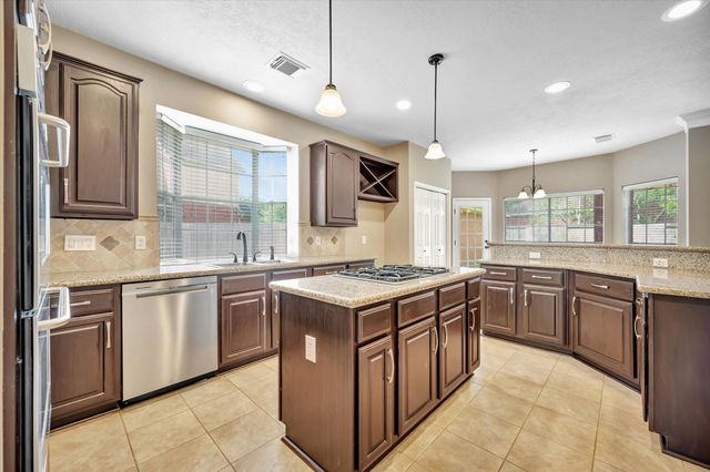 16511 Soaring Forest Drive, Pasadena, TX 77059