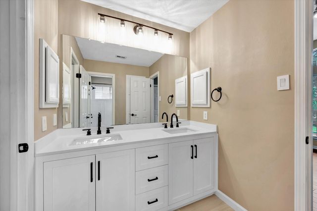 16511 Soaring Forest Drive, Pasadena, TX 77059