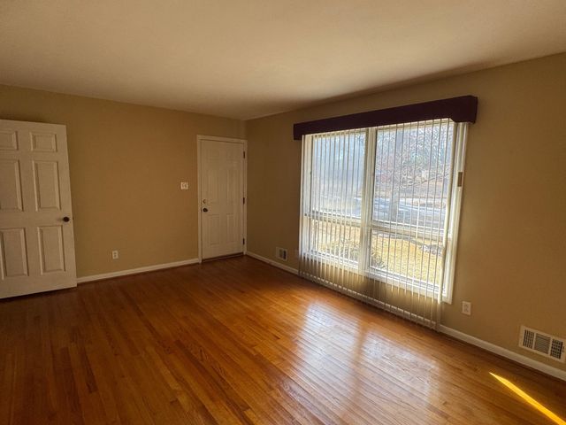 389 Wadsworth Road, Spartanburg, SC 29301