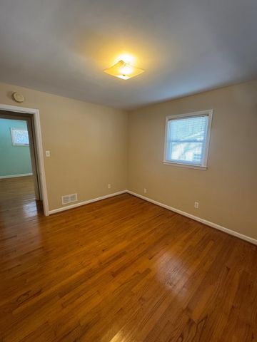 389 Wadsworth Road, Spartanburg, SC 29301