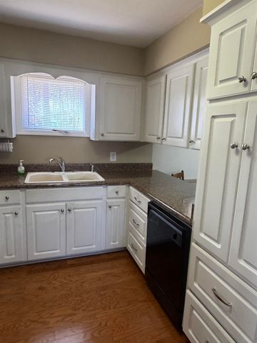 389 Wadsworth Road, Spartanburg, SC 29301