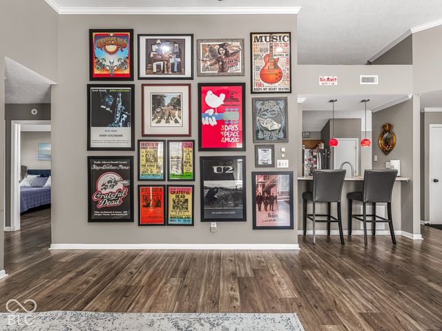 9236 Steeplechase Drive, Indianapolis, IN 46250