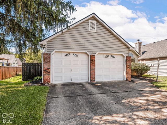 9236 Steeplechase Drive, Indianapolis, IN 46250