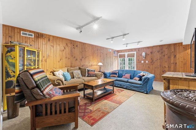95 Pole Bridge Road, Woodstock, CT 06281