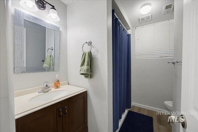 2812 N Cole Rd, Boise, ID 83704