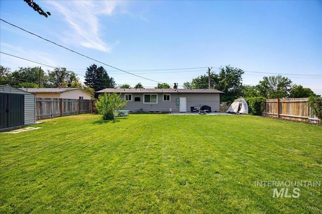 2812 N Cole Rd, Boise, ID 83704