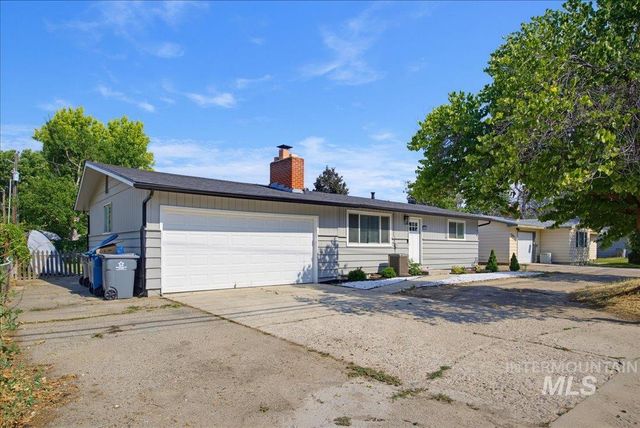 2812 N Cole Rd, Boise, ID 83704