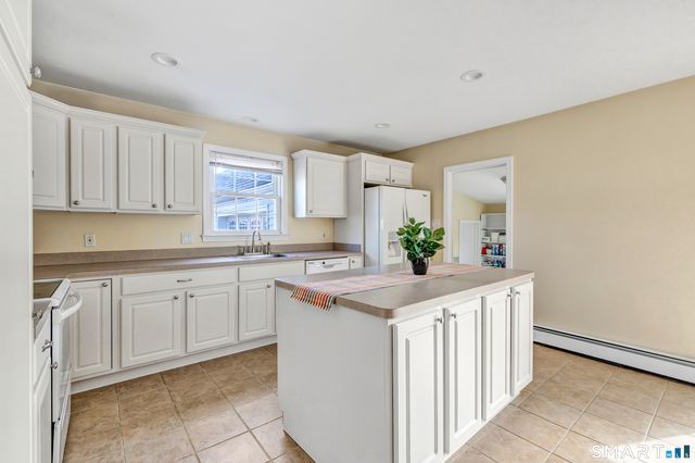 20 Ann Avenue, Shelton, CT 06484