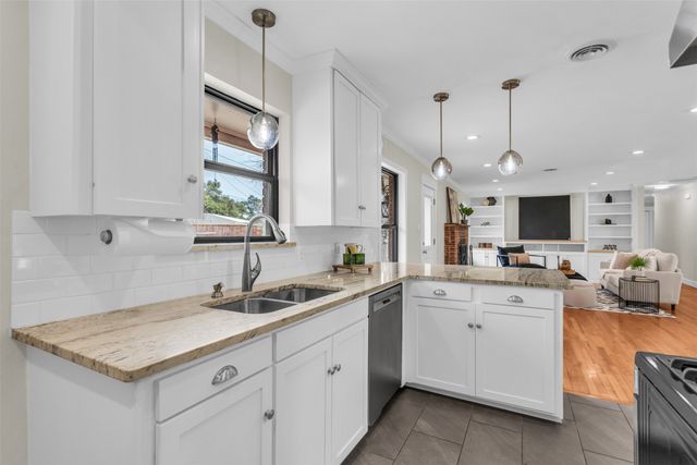 533 Pittman Street, Richardson, TX 75081