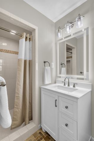 533 Pittman Street, Richardson, TX 75081