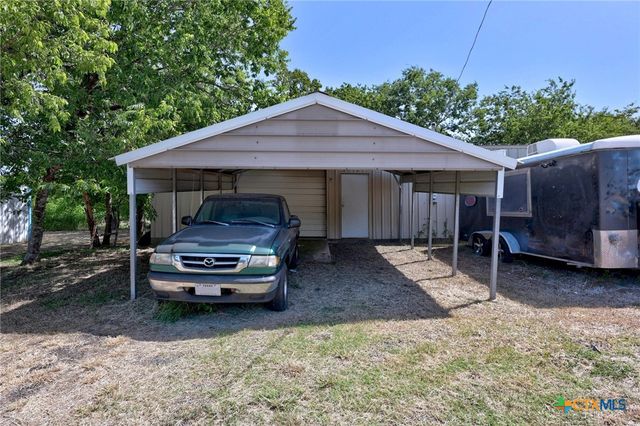 508 W Mesquite Avenue, Rogers, TX 76569