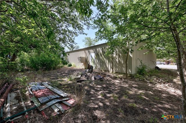 508 W Mesquite Avenue, Rogers, TX 76569