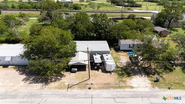 508 W Mesquite Avenue, Rogers, TX 76569