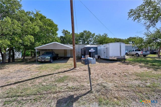 508 W Mesquite Avenue, Rogers, TX 76569