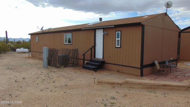 2200 N Camino Del Gato, Tucson, AZ 85743