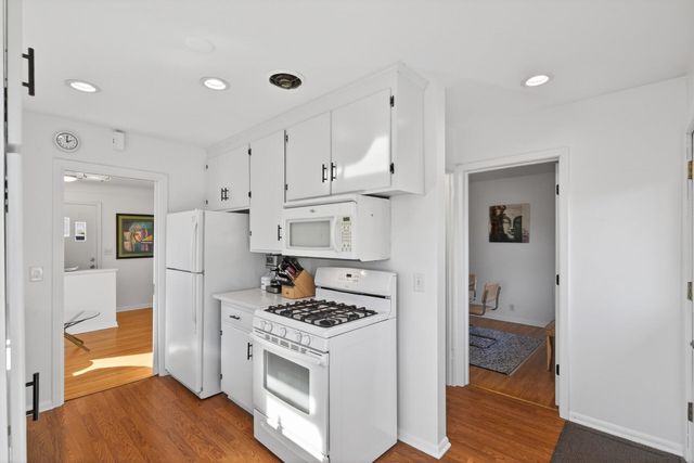 1631 Oregon Avenue S, Saint Louis Park, MN 55426