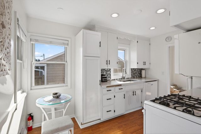 1631 Oregon Avenue S, Saint Louis Park, MN 55426