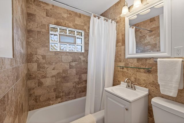 1631 Oregon Avenue S, Saint Louis Park, MN 55426