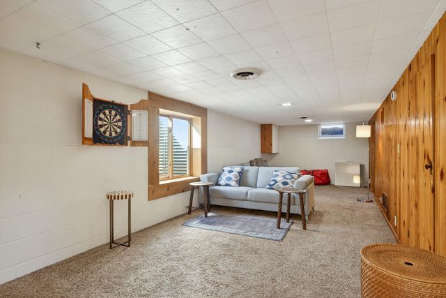 1631 Oregon Avenue S, Saint Louis Park, MN 55426