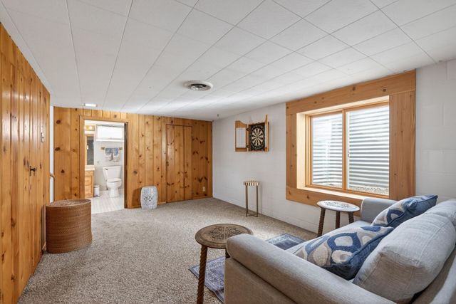 1631 Oregon Avenue S, Saint Louis Park, MN 55426