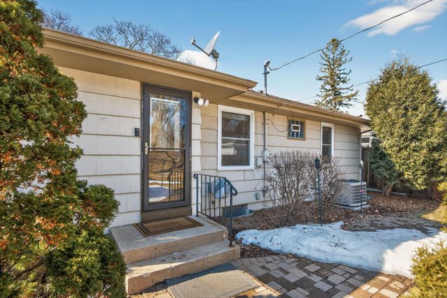 1631 Oregon Avenue S, Saint Louis Park, MN 55426