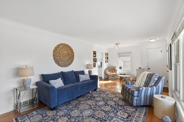 1631 Oregon Avenue S, Saint Louis Park, MN 55426