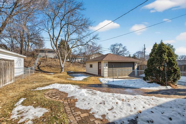 1631 Oregon Avenue S, Saint Louis Park, MN 55426