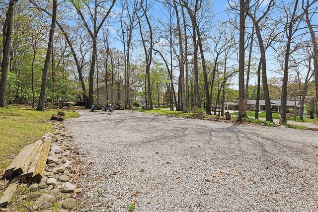11820 Killarny Circle, Jerome, MI 49249