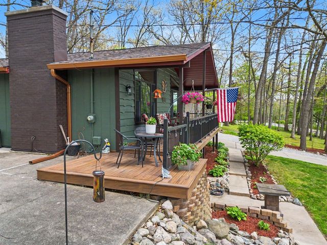 11820 Killarny Circle, Jerome, MI 49249