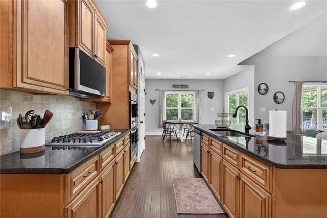 195 Southridge, Senoia, GA 30276
