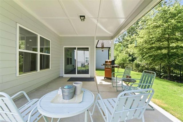 195 Southridge, Senoia, GA 30276