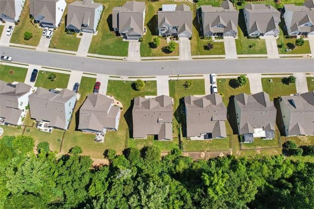 195 Southridge, Senoia, GA 30276