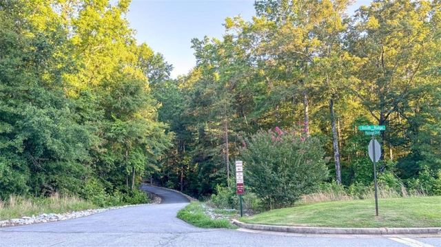 195 Southridge, Senoia, GA 30276