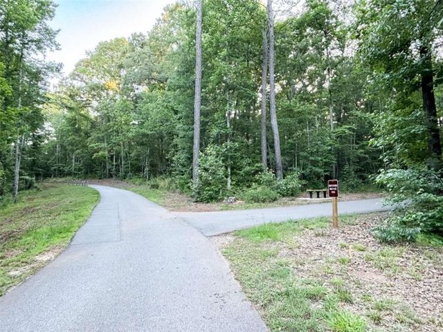 195 Southridge, Senoia, GA 30276