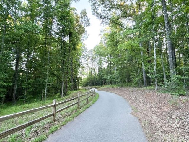 195 Southridge, Senoia, GA 30276
