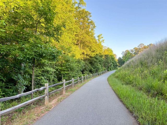 195 Southridge, Senoia, GA 30276