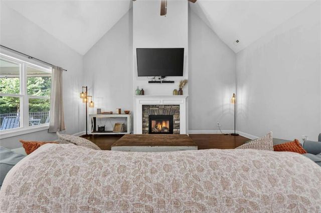 195 Southridge, Senoia, GA 30276