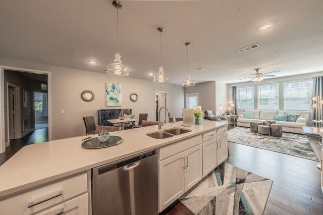 1735 Wittington Place 3206, Farmers Branch, TX 75234
