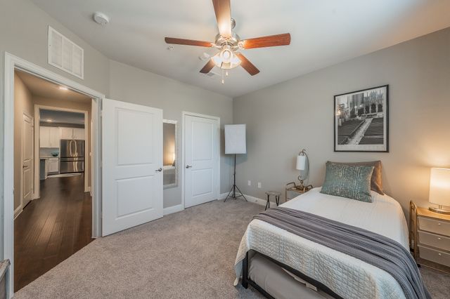 1735 Wittington Place 3206, Farmers Branch, TX 75234