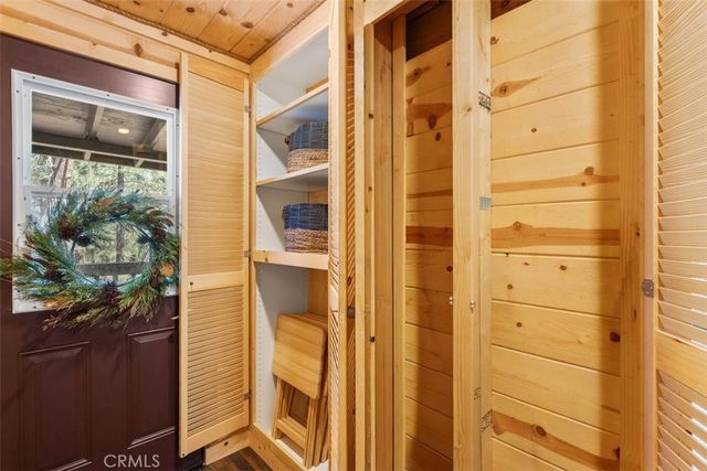 5632 Oak Street, Wrightwood, CA 92397