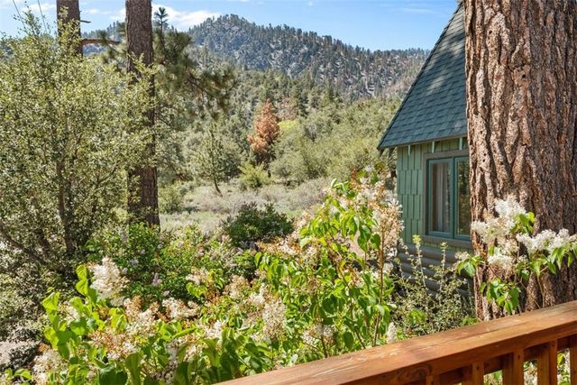 5632 Oak Street, Wrightwood, CA 92397