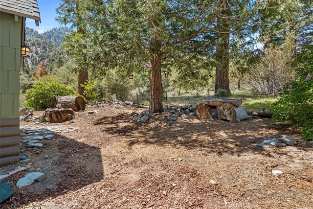 5632 Oak Street, Wrightwood, CA 92397