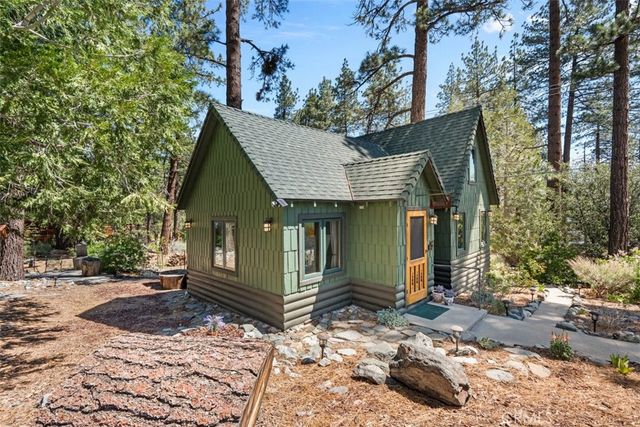 5632 Oak Street, Wrightwood, CA 92397