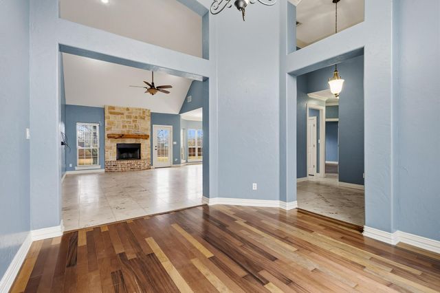 77 Sunrise Circle, Pottsboro, TX 75076