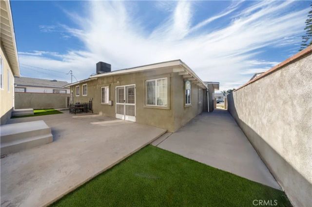 1823 W Palm, West Covina, CA 91790