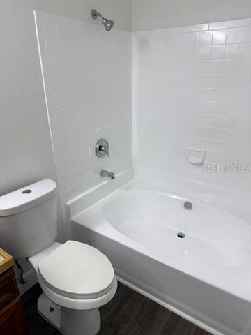 4211 CHATHAM OAK COURT 102, Tampa, FL 33624